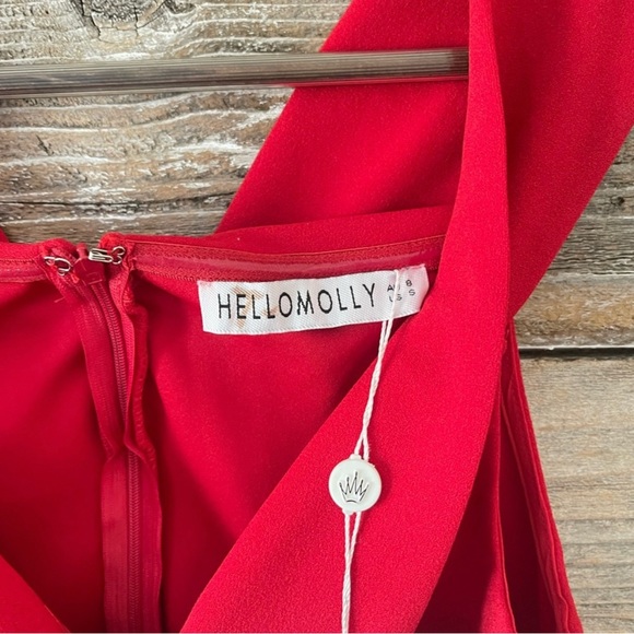 HELLO MOLLY-NEW Peak Hour Red
Romper NEW - Picture 5 of 7